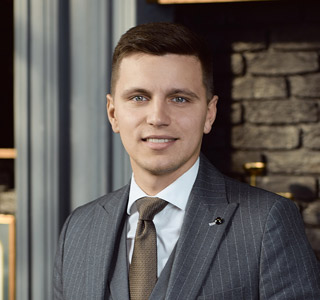 адвокат Четвертак Костянтин Сергійович